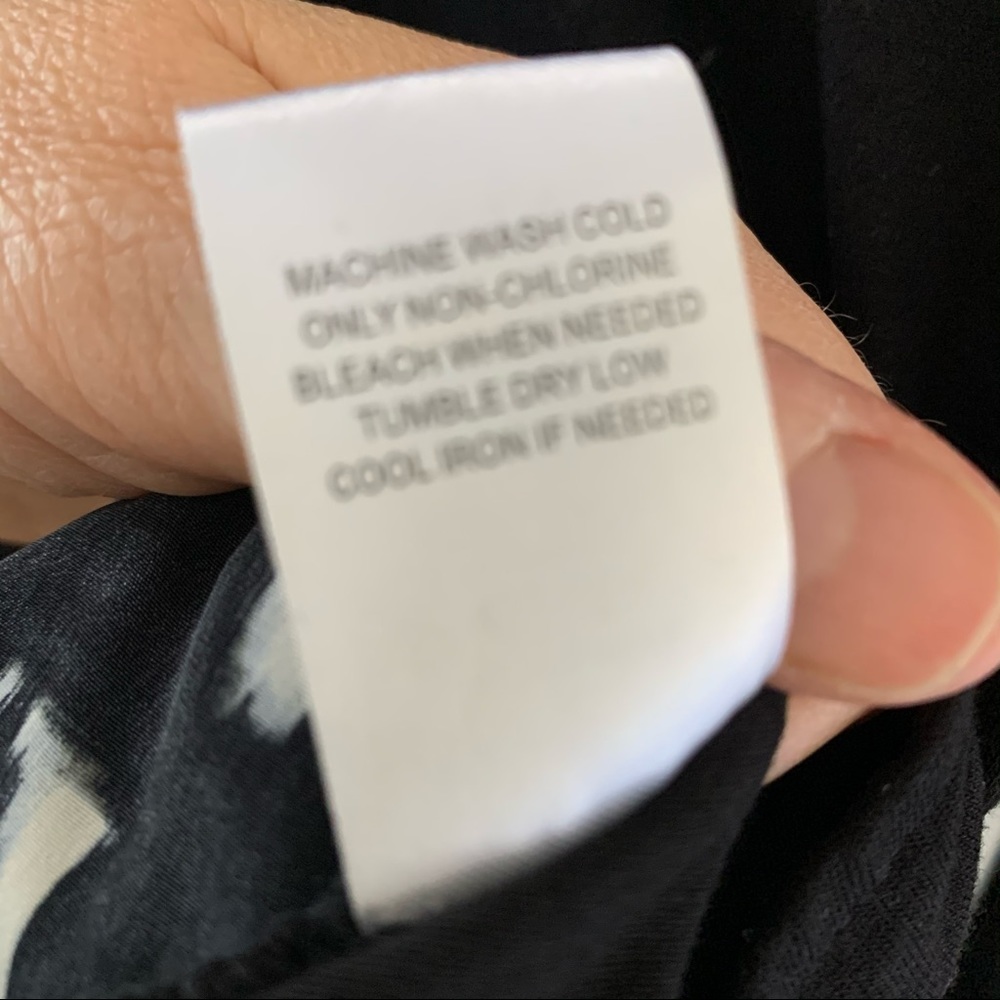 Daniel Rainn Mixed Material Abstract Tab Blouse - image 8